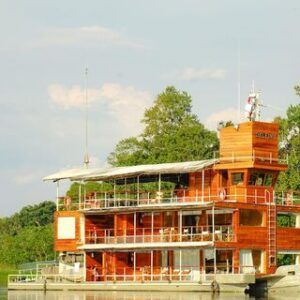 "Delfin I" Cruise in Iquitos 4d/3n