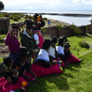 Uros-Luquina-Taquile 2d/1n Lancha Veloz